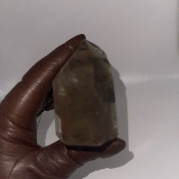 ❤️HP❤️ Gold Rutile in Quartz hand carved tower - Picture 7 of 17